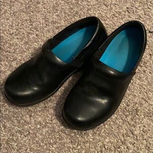Black work shoes